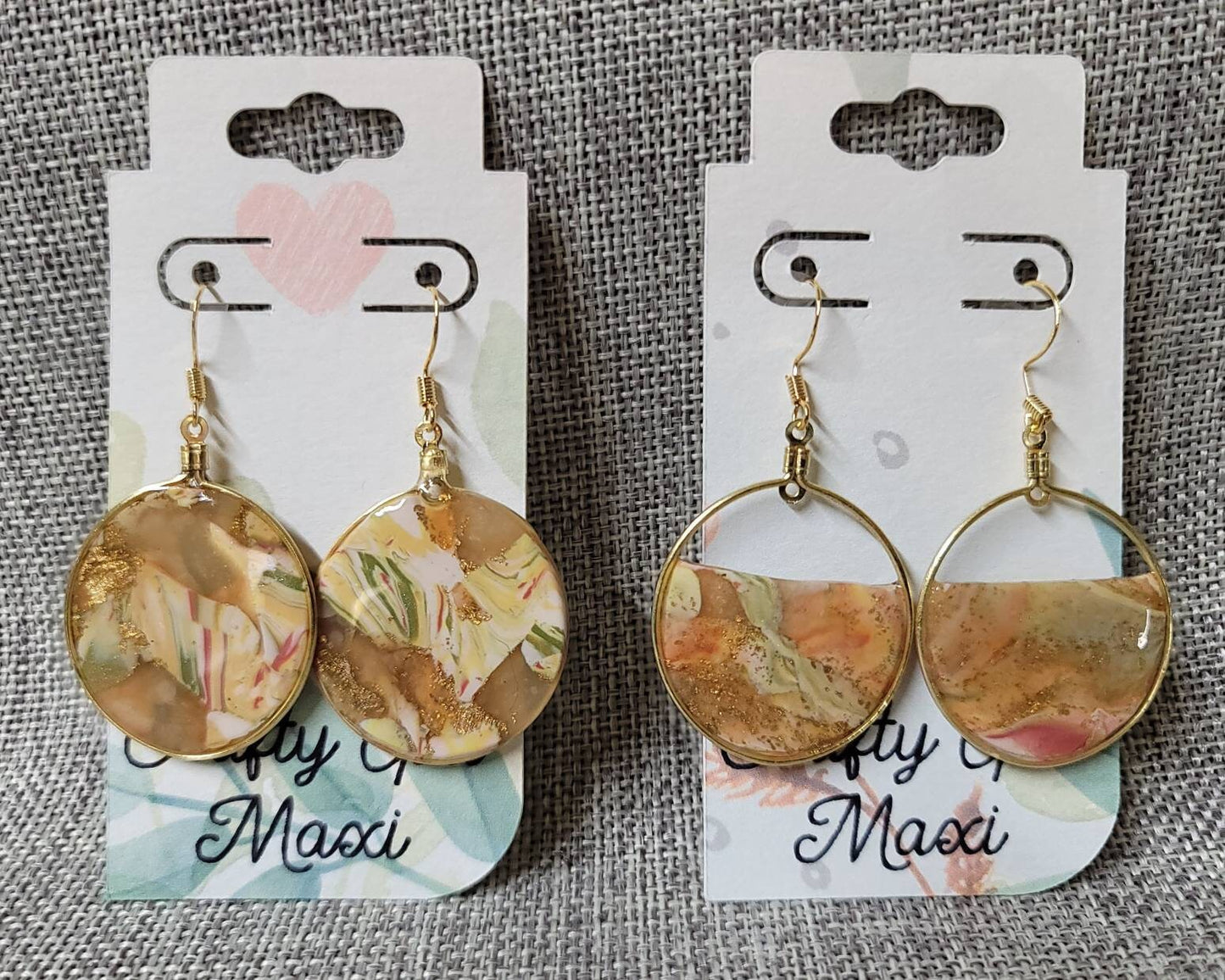 Fall hoop clay earrings made in autumn gold tones. Handmade round autumn clay earrings. Statement earrings. Lightweight modern earrings.